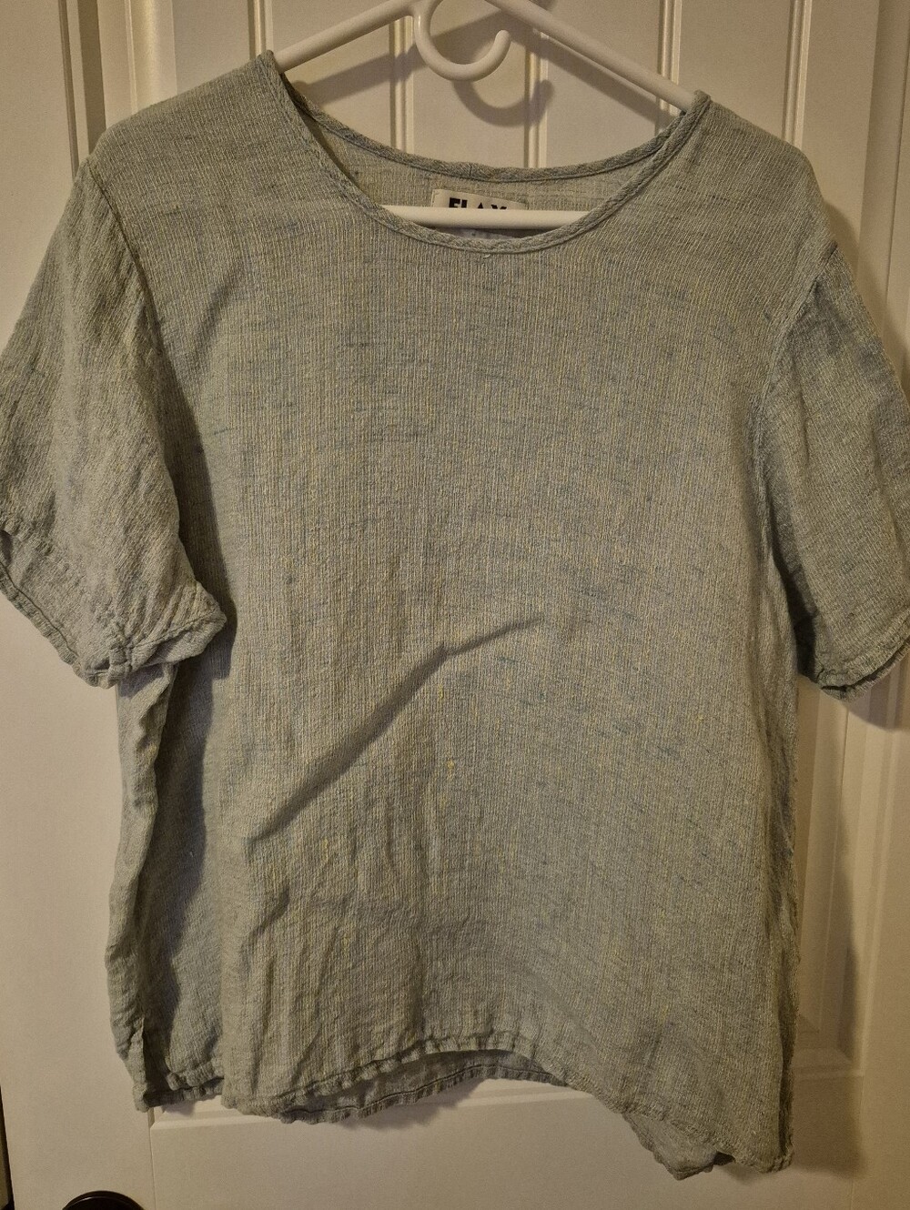 Flax light green 100% linen short-sleeve scoop neck top